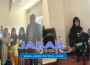 Kegiatan Jemput Bola Akte Kelahiran, Akte Kematian, Cetak KTP Dan KIA, Cetak Kartu Keluarga Dan Aktivasi KIA di Desa Bojong Koneng