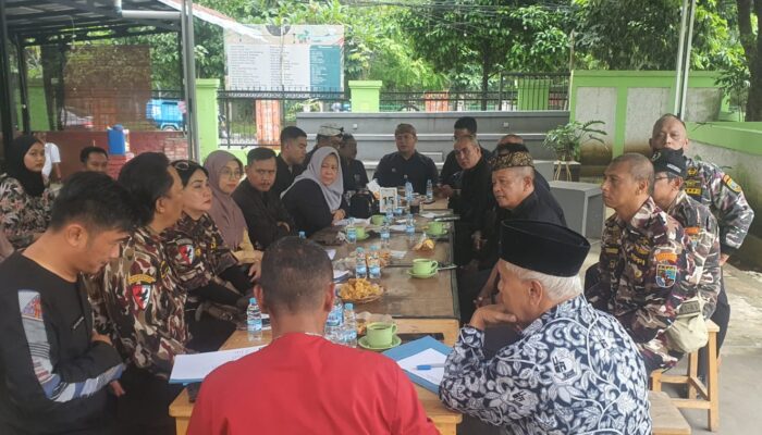 Sinergi Menuju Wilayah Berkembang: Audiensi KB FKPPI Rayon Bogor Tengah dengan Camat dan Lurah Sekecamatan Bogor Tengah