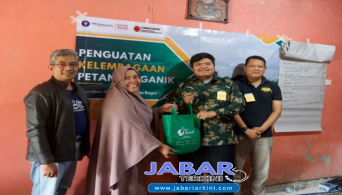 Dosen Pulang Kampung IPB University, Tingkatkan Kapasitas Pertanian Organik di Mulyaharja Untuk Masa Depan Berkelanjutan