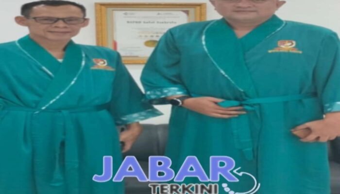Calon Bupati Rudy Susmanto Dan Ade Ruhandi Jalani Pemeriksaan di RSPAD Gatot Subroto Jakarta