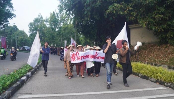 Peringatan Hari Tani Nasional 2024: BEM IPB Bersama Petani Bogor Gelar Aksi Damai di Kampus