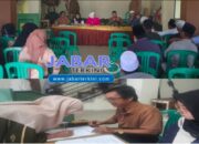 Pembagian Uang Insentif Kepada Guru Mengaji Dan Rapat Pelaksaanaan Maulid Nabi Muhammad SAW di Desa Sukamanah