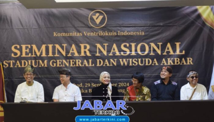 Kak Seto Dan Ria Enes Hadiri Seminar Dan Wisuda Akbar Vent Indo