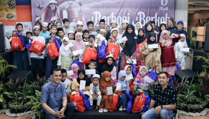 Manajemen Depok Mall Kucurkan Program CSR