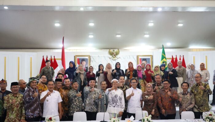 Hadiri Rakor Sekolah Rakyat, Begini Tanggapan Wali Kota Bekasi