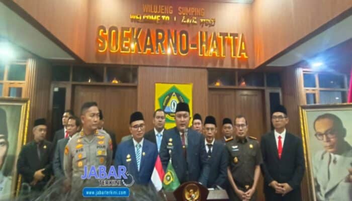 13 Para Pejabat Tinggi Pratama Eselon II Resmi Dilantik Oleh Bupati Bogor