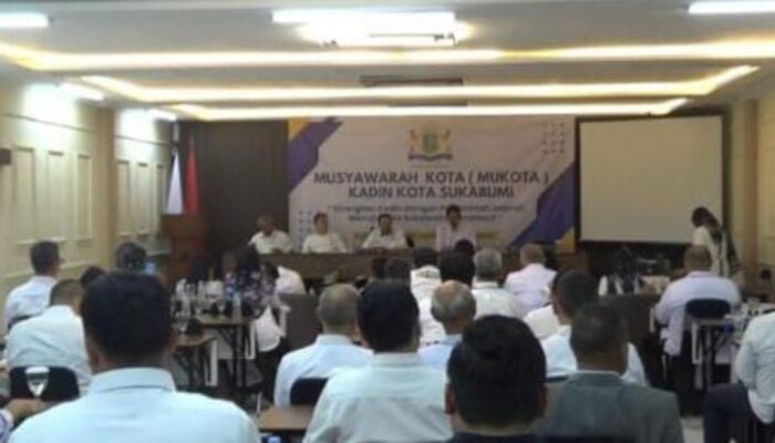 Mukota Kadin Kota Sukabumi yang Digelar Agung Suryamal Dituding Inskonstitusional
