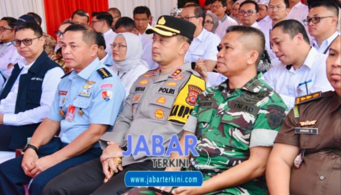 Kapolres Bogor AKBP Wikha Ardilestano, S.H., S.I.K., M.Si. Turut Sukseskan Launching Nasional Koperasi Merah Putih di Desa Hambalang