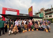 Disaat PBNU dan MUI Boikot Produk terafiliasi Zionis Israel, Oknum PCNU Kota Bogor, bermesraan dengan Salah satu Produk Terafiliasi Zionis Israel