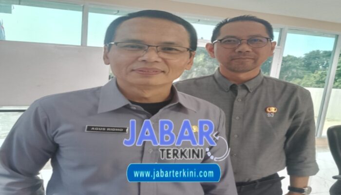 Targetkan Rekor MURI, Dalam Peringati HUT Kemerdekaan RI Ke – 80 DPMPTSP Adakan Layanan 80 Jam Nonstop