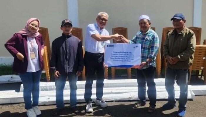 BRI BO Pajajaran Dukung Gotong‑Royong RW 02 Cilember: Penyerahan Tenda Multifungsi & Kursi Plastik